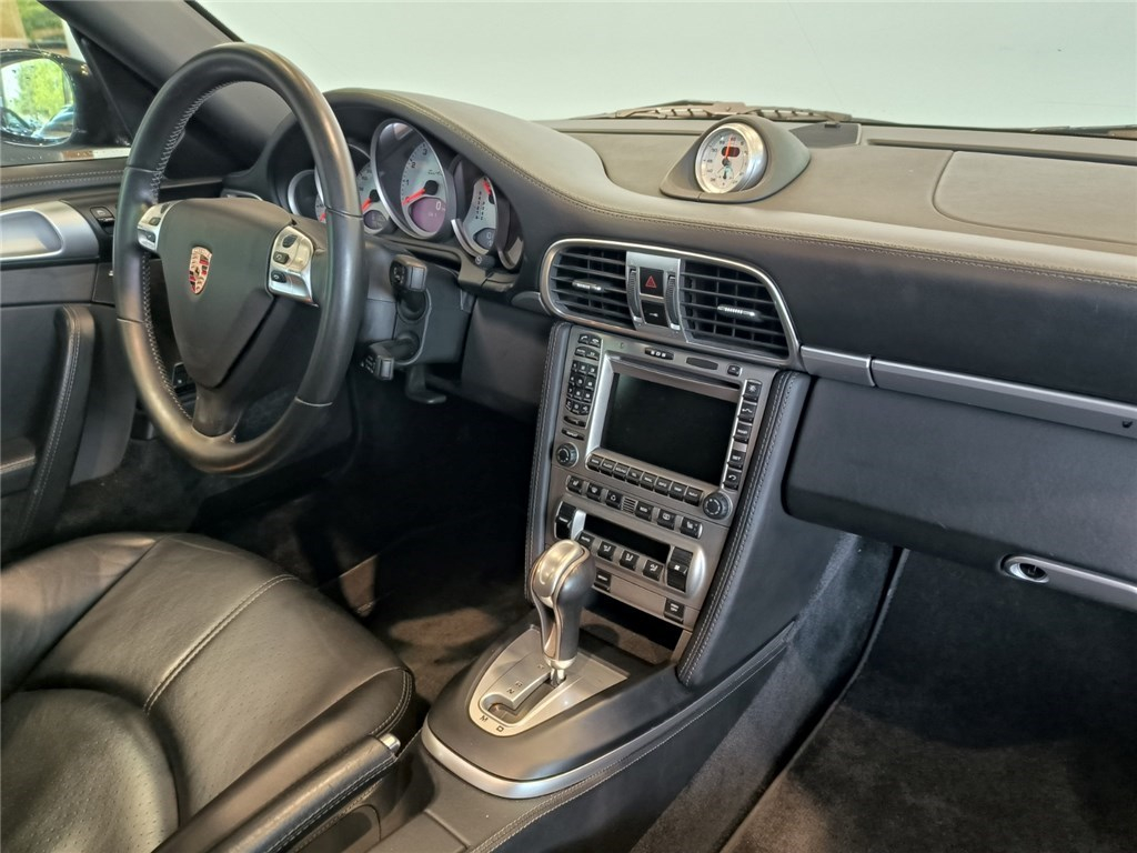 PORSCHE - 911 CARRERA COUPE 992 (01/2019)
