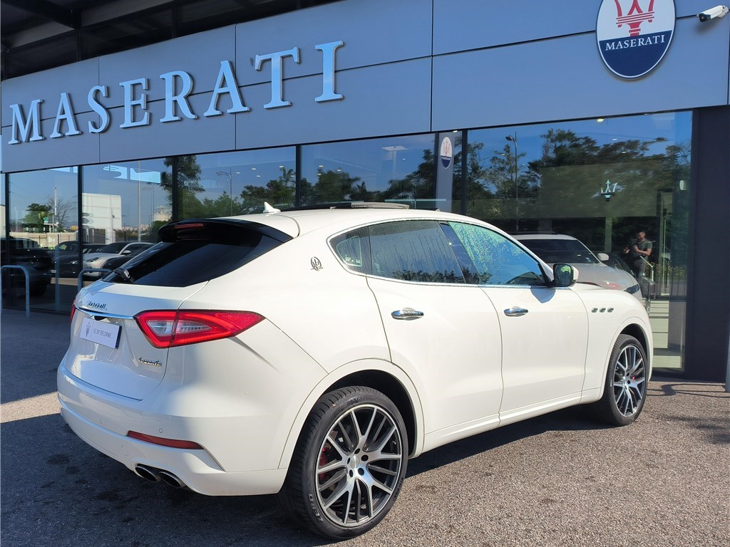 MASERATI - LEVANTE (04/2016-06/2020)