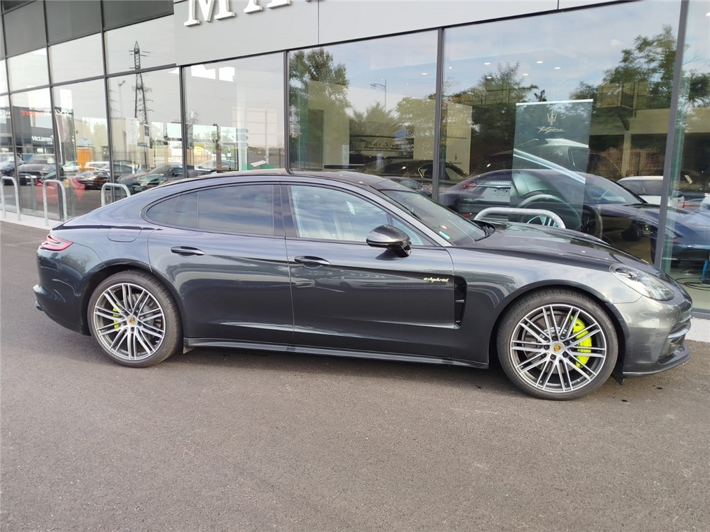 PORSCHE - PANAMERA (06/2016-10/2020)