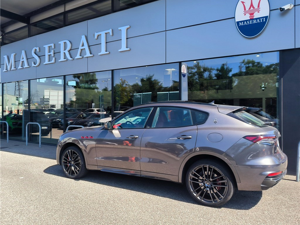 MASERATI - LEVANTE (06/2020)