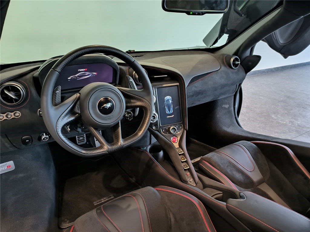 MCLAREN - MCLAREN 720S COUPE (03/2017)