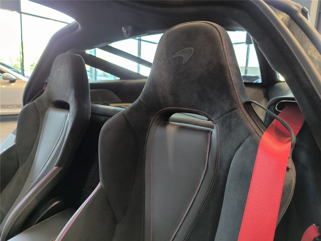 MCLAREN - MCLAREN 720S COUPE (03/2017)