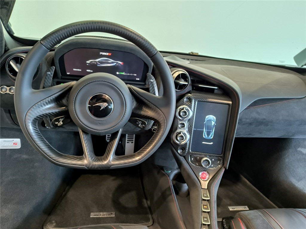 MCLAREN - MCLAREN 720S COUPE (03/2017)