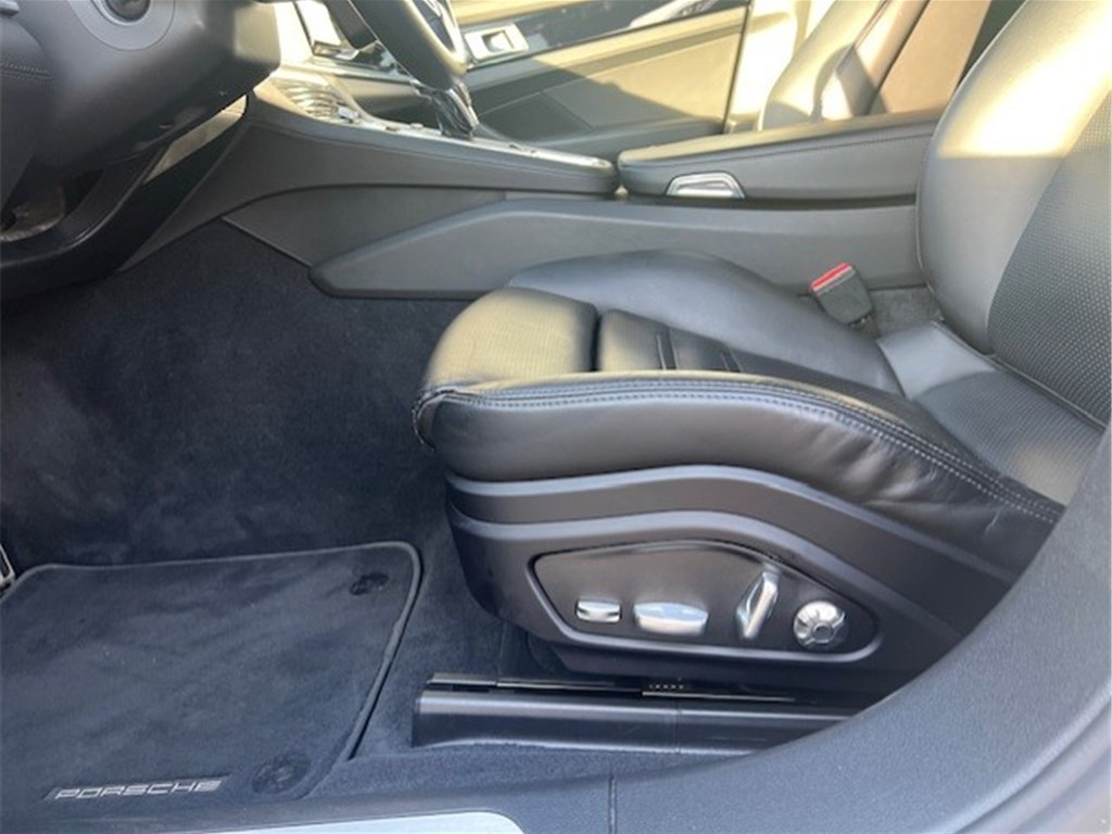 PORSCHE - PANAMERA (06/2016-10/2020)