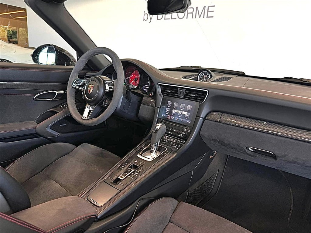 PORSCHE - 911 CARRERA CABRIOLET (10/2015-10/2019)