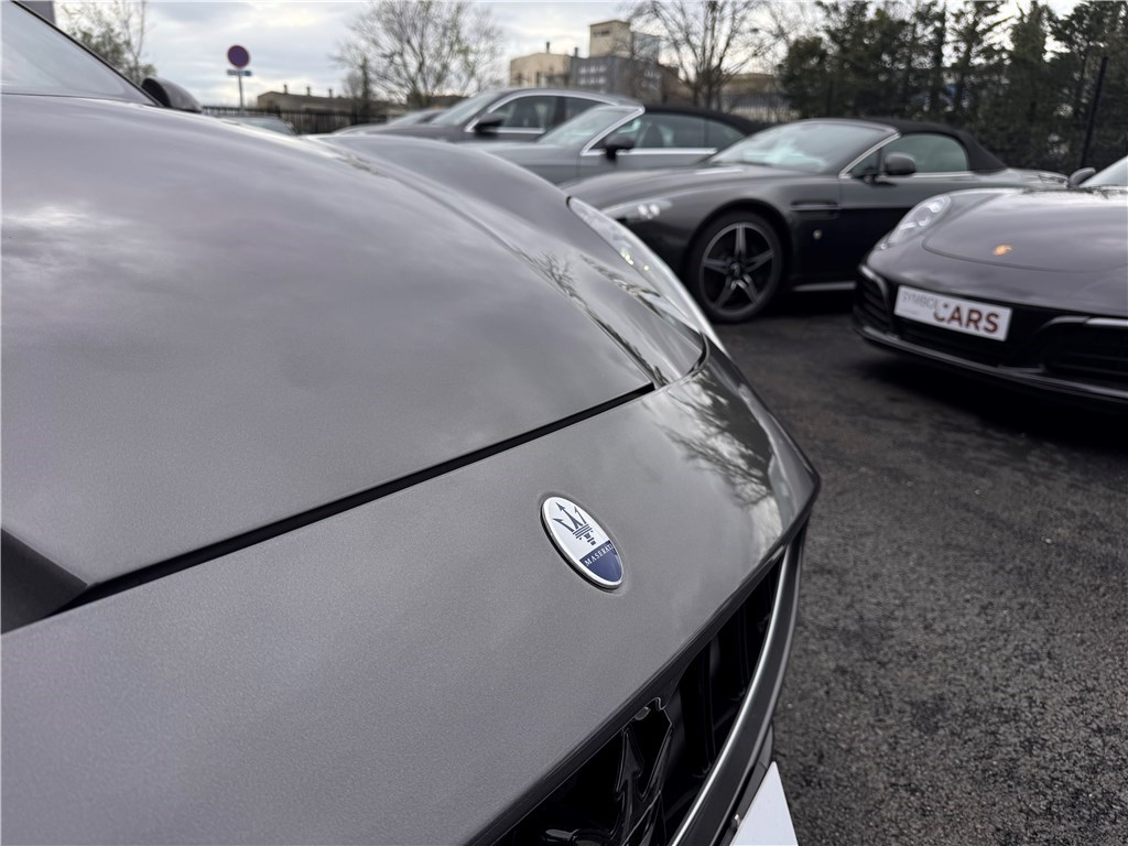 MASERATI - GRANTURISMO