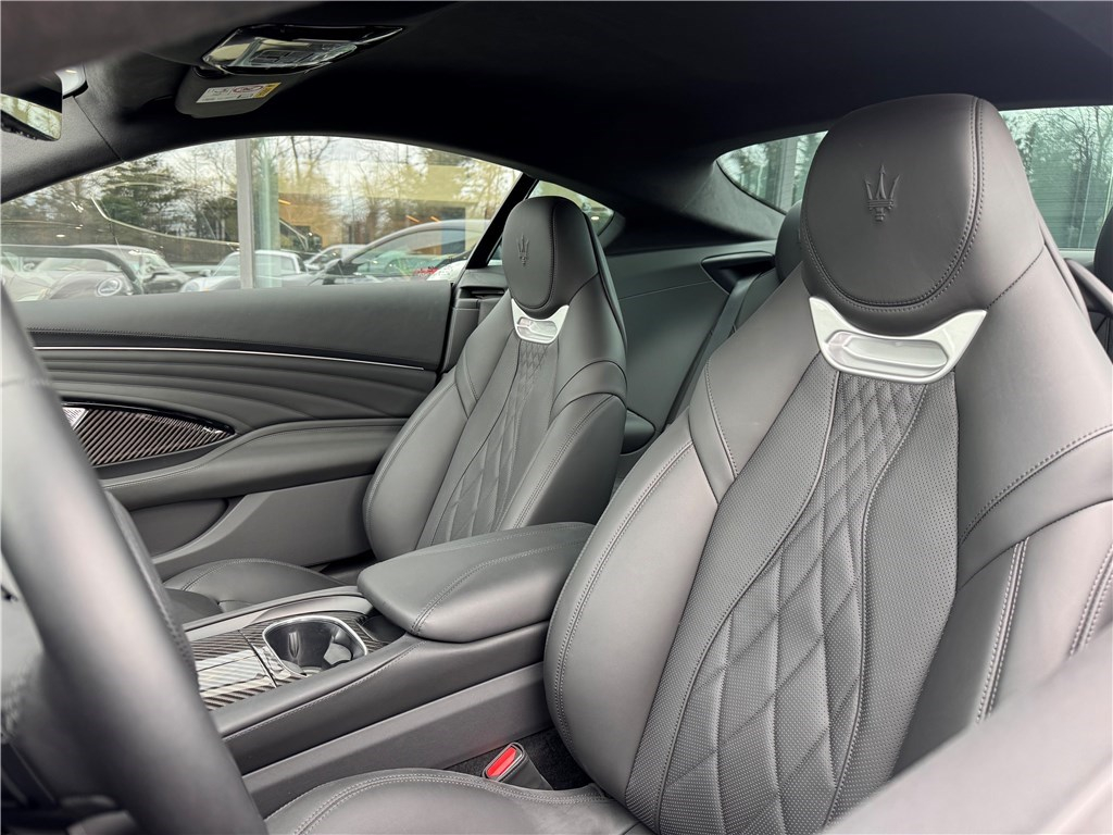 MASERATI - GRANTURISMO