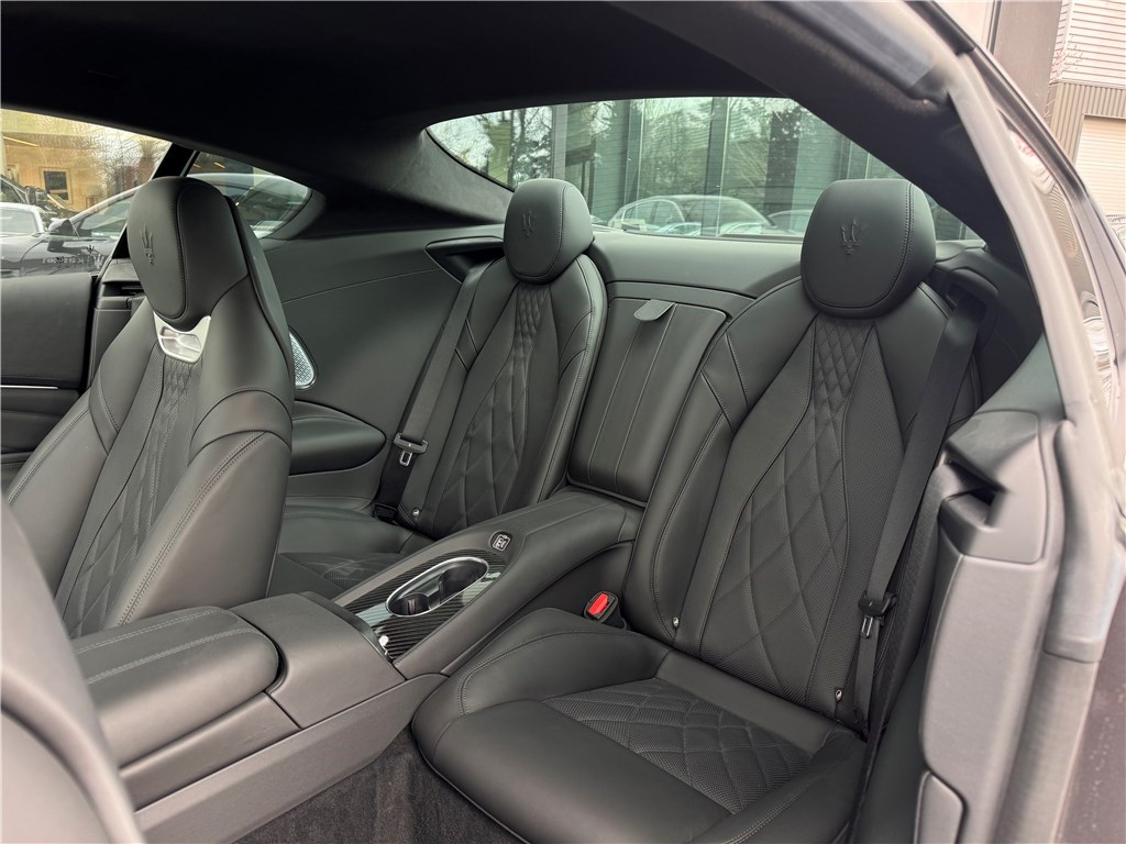 MASERATI - GRANTURISMO