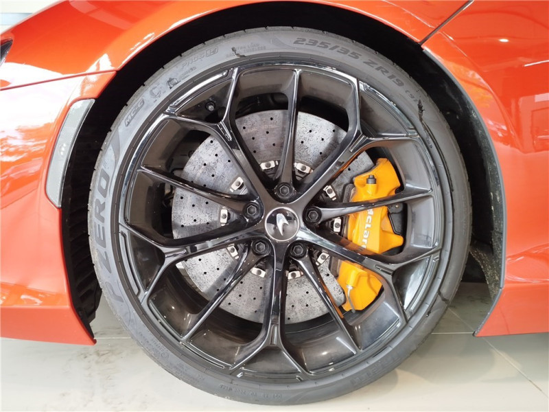 MCLAREN MCLAREN ARTURA V6 3.0 680CH de 2024 avec 3 650 km | Occasion proche Lyon