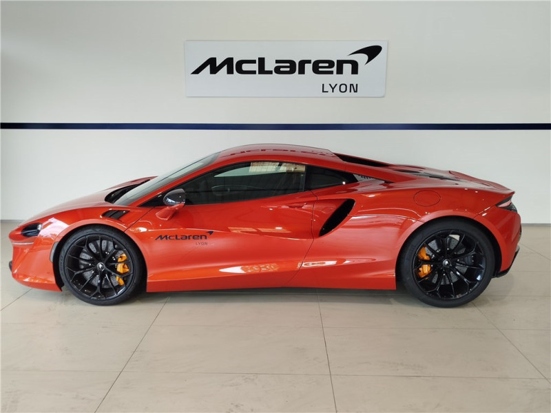 MCLAREN MCLAREN ARTURA V6 3.0 680CH de 2024 avec 3 650 km | Occasion proche Lyon