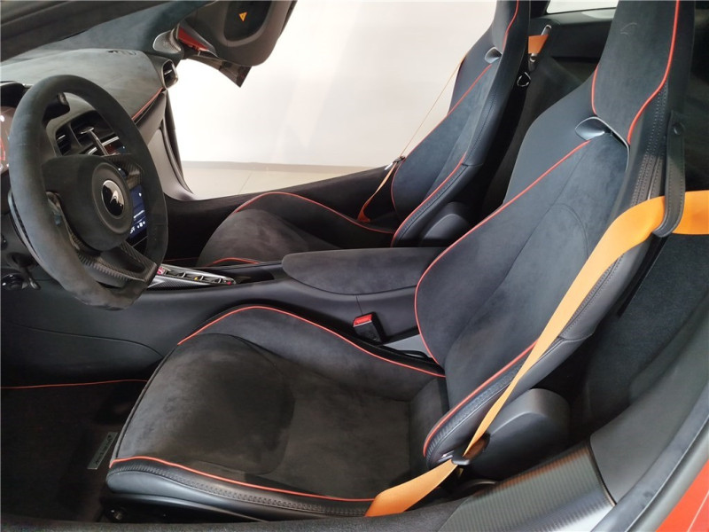 MCLAREN MCLAREN ARTURA V6 3.0 680CH de 2024 avec 3 650 km | Occasion proche Lyon