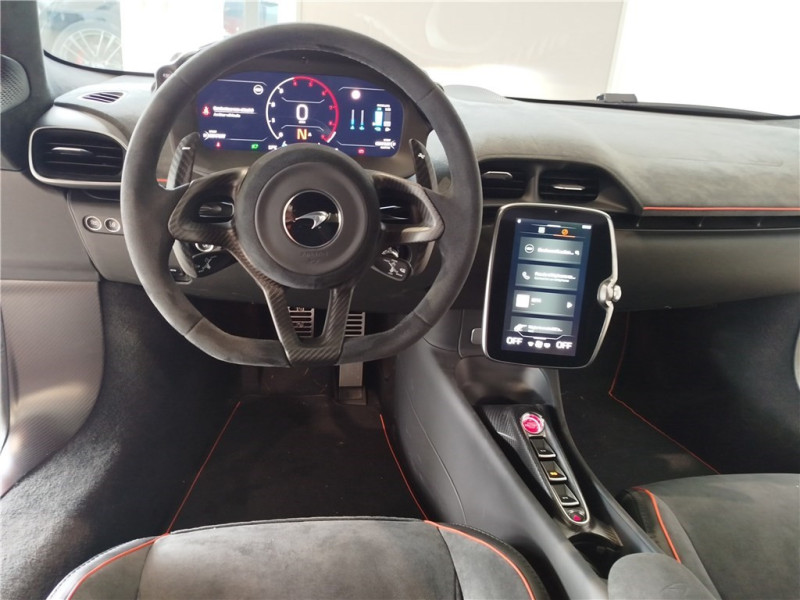 MCLAREN MCLAREN ARTURA V6 3.0 680CH de 2024 avec 3 650 km | Occasion proche Lyon