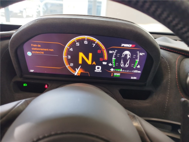 MCLAREN MCLAREN 720S V8 4.0 720 CH de 2023 avec 5 200 km | Occasion proche Lyon