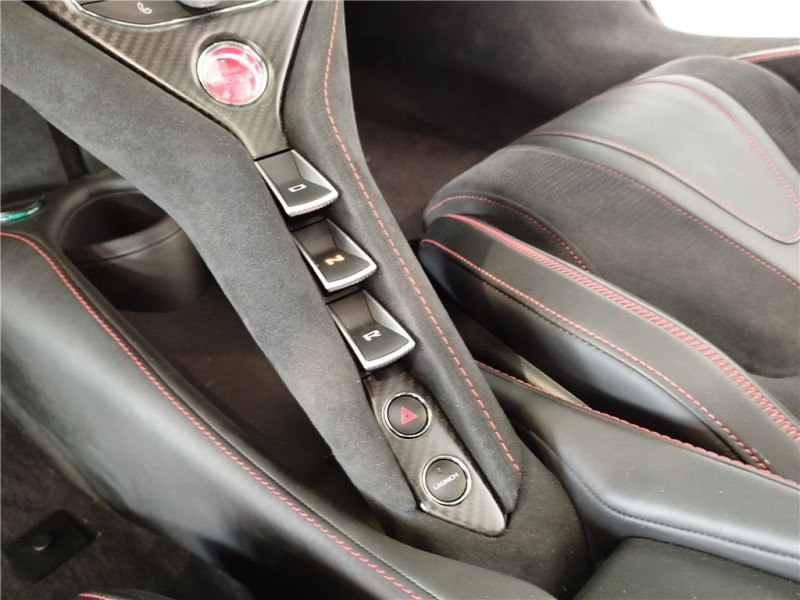 MCLAREN MCLAREN 720S V8 4.0 720 CH de 2023 avec 5 200 km | Occasion proche Lyon
