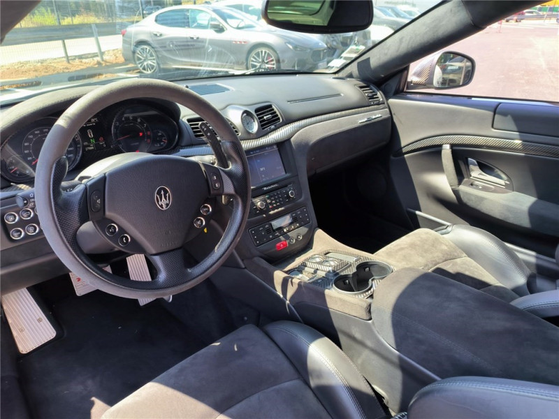 MASERATI GRANTURISMO 4.7 V8 460 de 2013 avec 25 000 km | Occasion proche Lyon