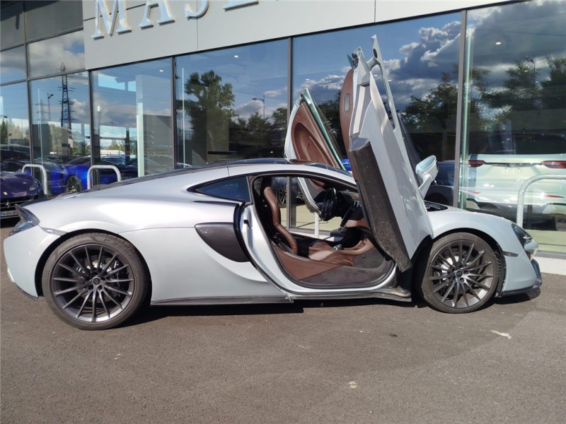 MCLAREN MCLAREN 570GT V8 3.8 570 CH de 2017 avec 30 655 km | Occasion proche Lyon