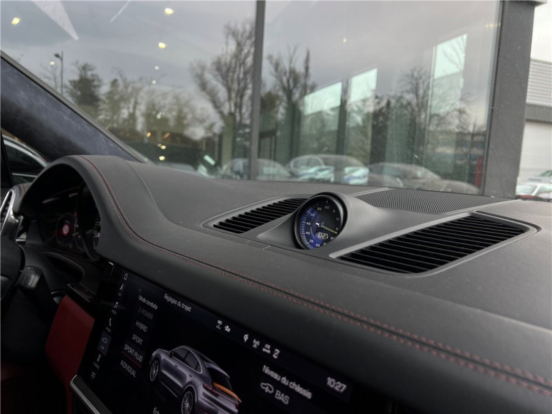 PORSCHE CAYENNE E-HYBRID 4.0 V8 680 CH TIPTRONIC BVA de 2020 avec 97 000 km | Occasion proche Lyon