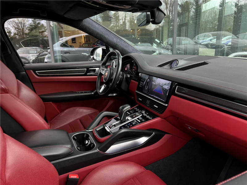 PORSCHE CAYENNE E-HYBRID 4.0 V8 680 CH TIPTRONIC BVA de 2020 avec 97 000 km | Occasion proche Lyon