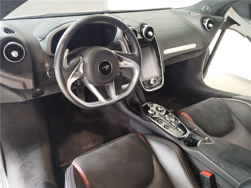 MCLAREN GT V8 4.0 620 CH de 2022 avec 5 245 km | Occasion proche Lyon
