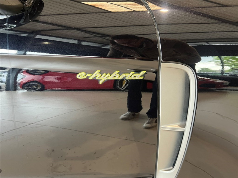 PORSCHE PANAMERA 4 V6 3.0 462 HYBRID de 2023 avec 41 653 km | Occasion proche Lyon