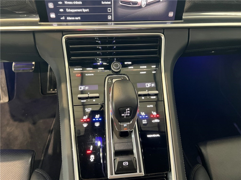 PORSCHE PANAMERA 4 V6 3.0 462 HYBRID de 2023 avec 41 653 km | Occasion proche Lyon