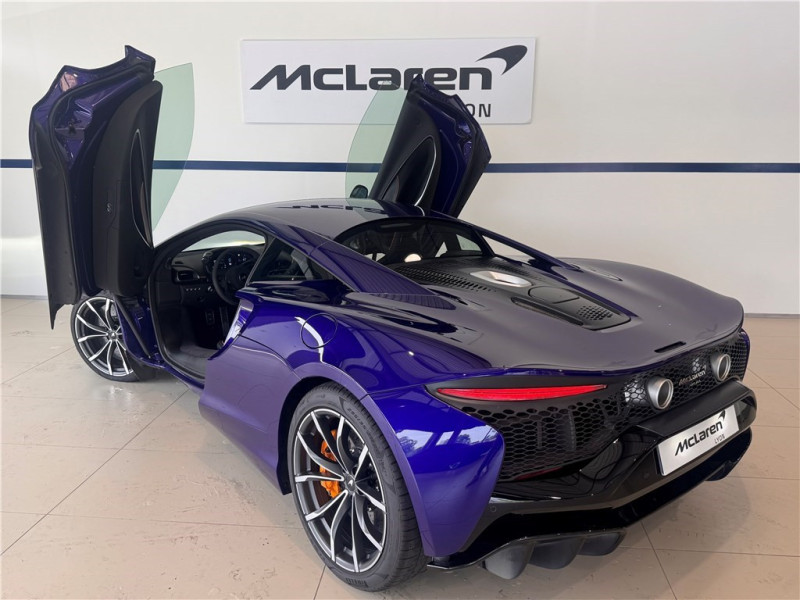 MCLAREN MCLAREN ARTURA V6 3.0 680CH de 2024 avec 10 000 km | Occasion proche Lyon