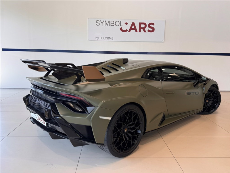 LAMBORGHINI HURACAN 5.2 V10 640 RWD LDF7 de 2021 avec 33 500 km | Occasion proche Lyon