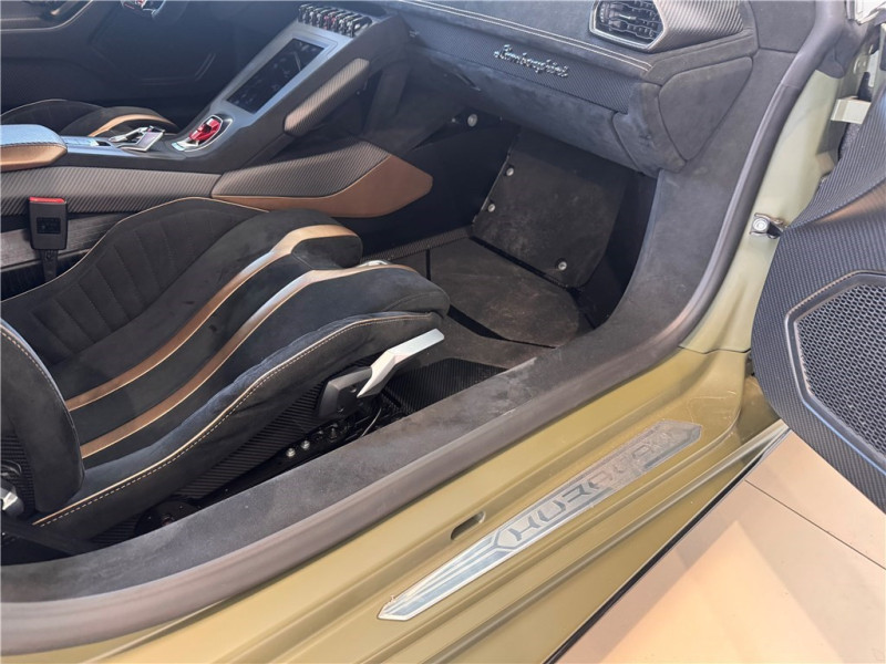 LAMBORGHINI HURACAN 5.2 V10 640 RWD LDF7 de 2021 avec 33 500 km | Occasion proche Lyon