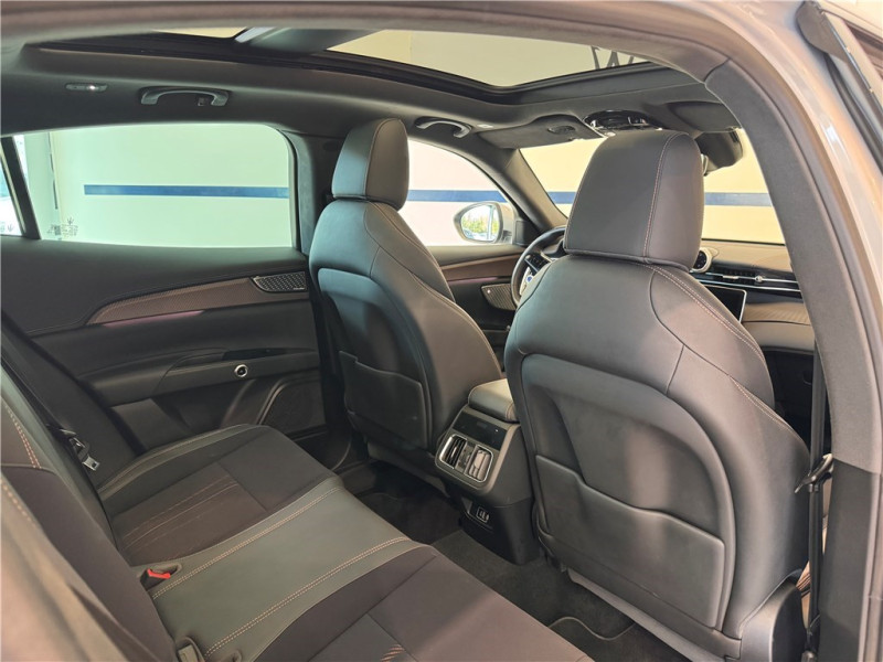 MASERATI GRECALE 410 KW de 2025 avec 15 500 km | Occasion proche Lyon