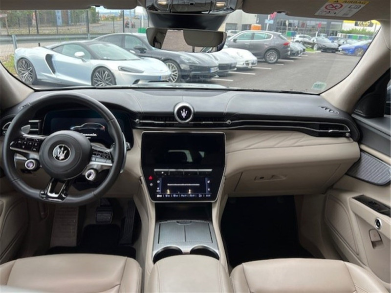 MASERATI GRECALE L4 300 CH HYBRIDE de 2022 avec 24 850 km | Occasion proche Lyon
