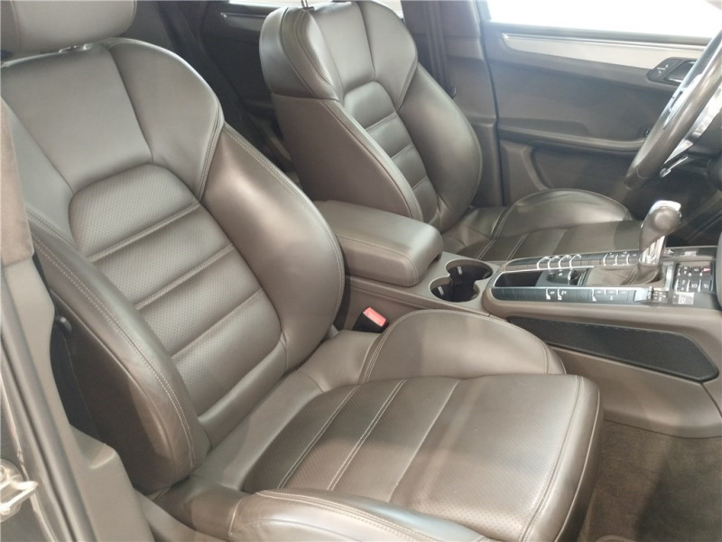 PORSCHE MACAN TURBO 3.6 V6 400 CH de 2015 avec 116 500 km | Occasion proche Lyon