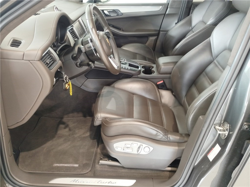 PORSCHE MACAN TURBO 3.6 V6 400 CH de 2015 avec 116 500 km | Occasion proche Lyon