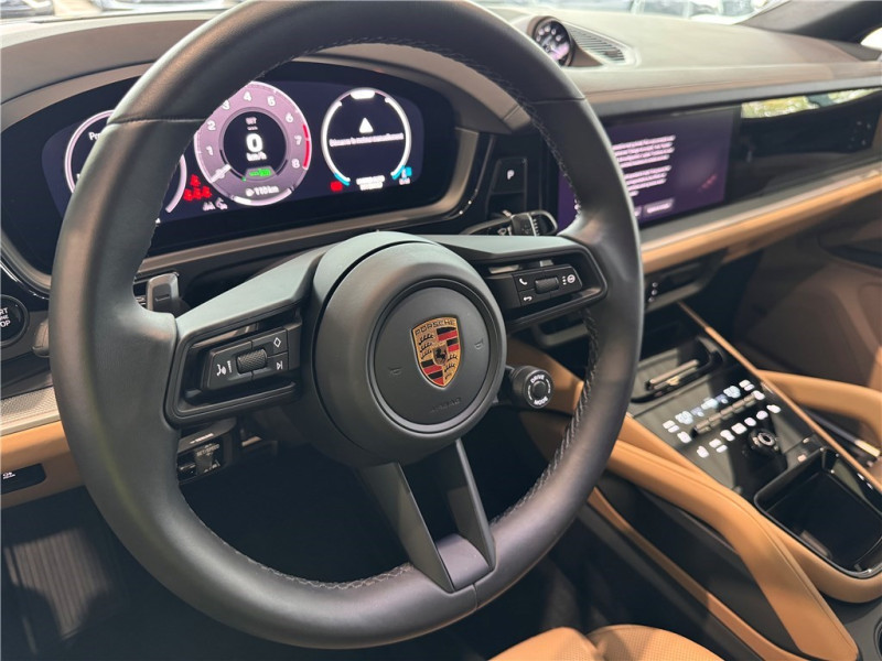 PORSCHE CAYENNE E-HYBRID 3.0 V6 470 CH de 2024 avec 19 159 km | Occasion proche Lyon