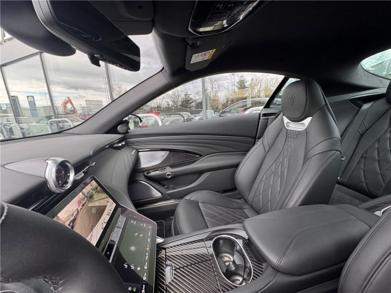 MASERATI GRANTURISMO V6 490 de 2025 avec 2 500 km | Occasion proche Lyon