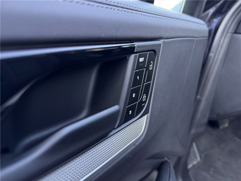 PORSCHE CAYENNE E-HYBRID 3.0 V6 470 CH TIPTRONIC BVA de 2023 avec 18 000 km | Occasion proche Lyon