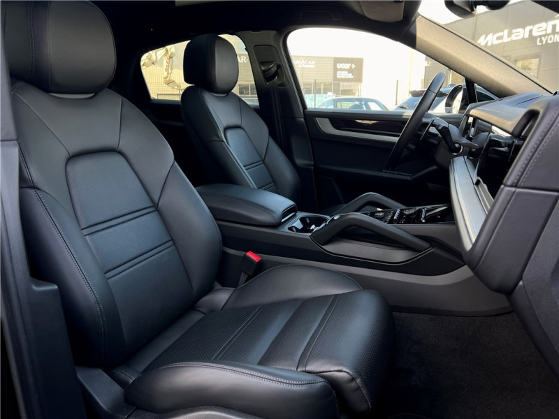PORSCHE CAYENNE E-HYBRID 3.0 V6 462 CH TIPTRONIC BVA de 2024 avec 8 450 km | Occasion proche Lyon